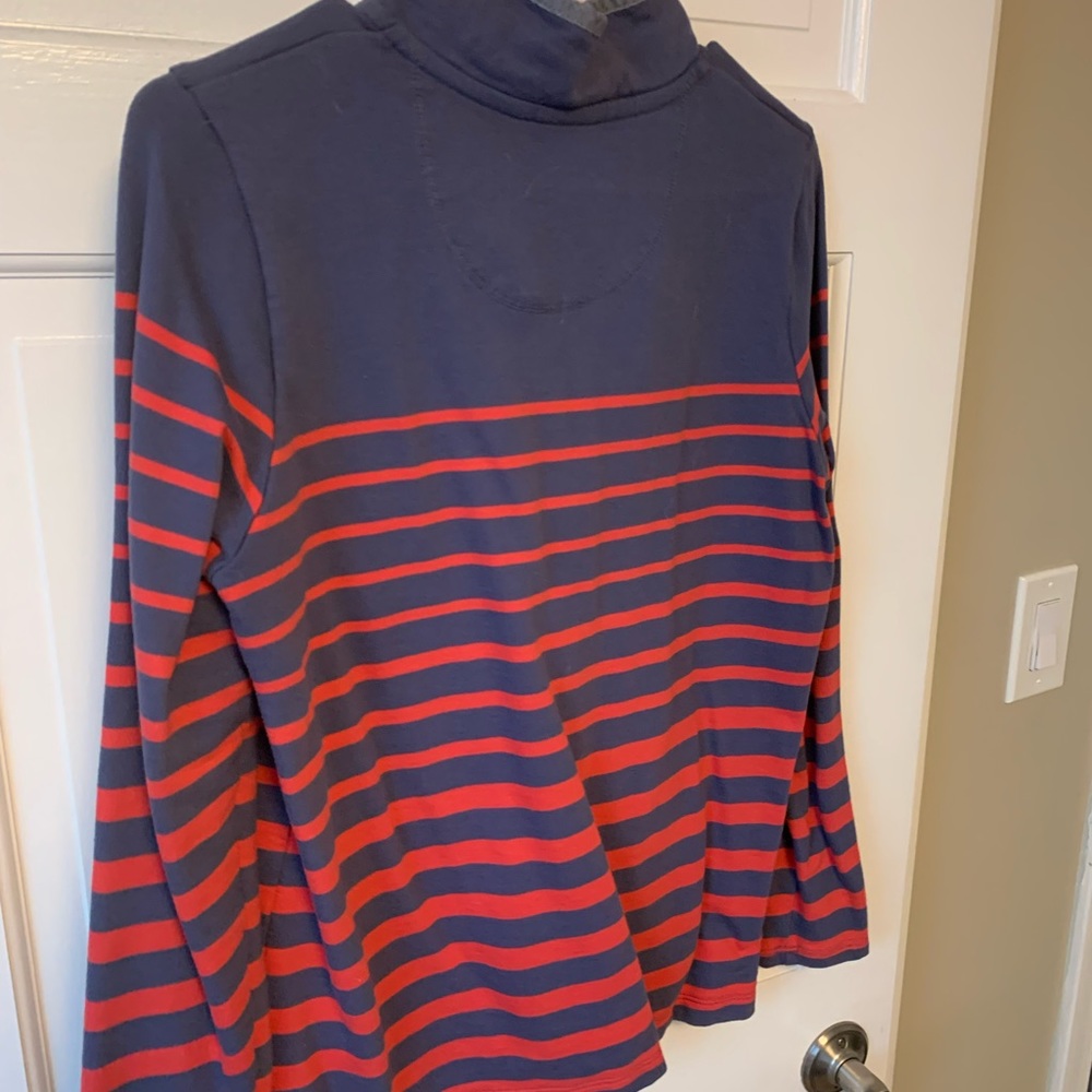 L.L Bean top - Picture 4 of 5